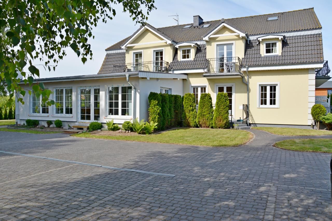 Проживание в семье Villa Antoja Гжибово-7